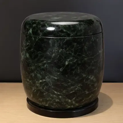 墨玉骨灰罈