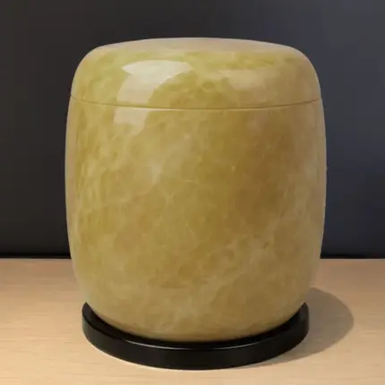 黃玉骨灰罈